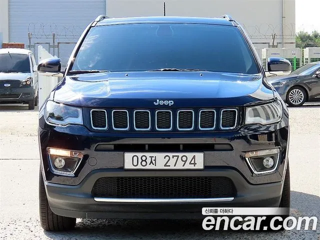 Jeep Compass — экстерьер