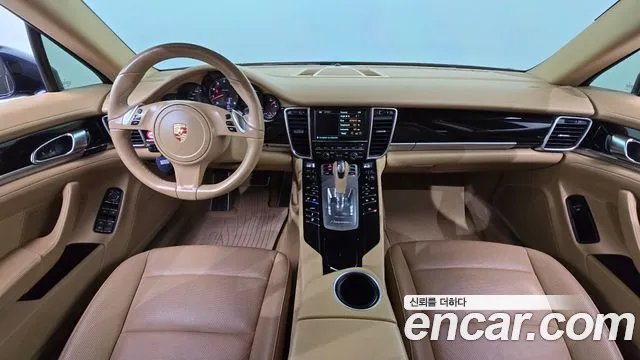 Porsche Panamera — интерьер