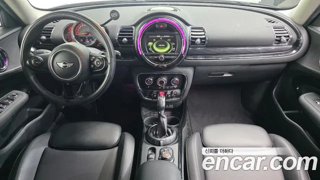 MINI Clubman — интерьер
