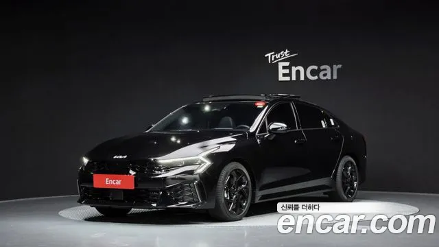 Kia K5 — экстерьер