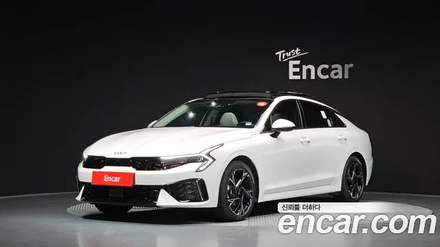 Kia K5 — экстерьер