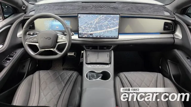 BYD Sea Lion 7 — интерьер