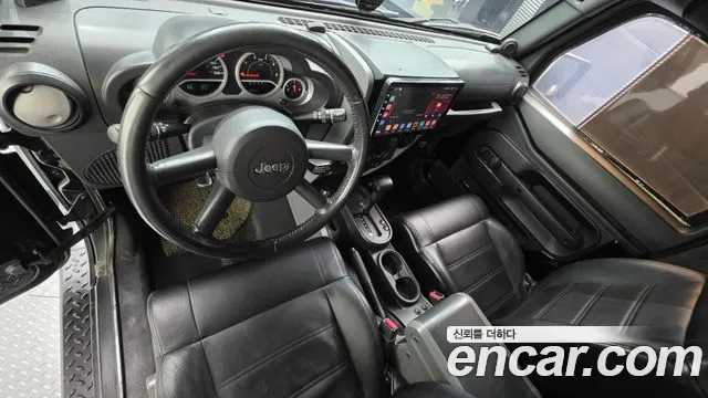 Jeep Wrangler — интерьер