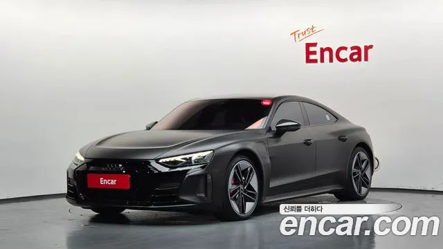 Audi RS e-tron GT — экстерьер