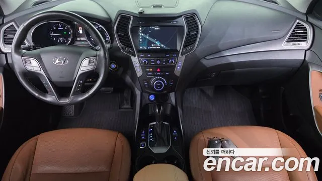 Hyundai Santa Fe — интерьер