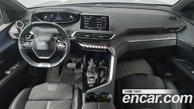 Peugeot 3008 — интерьер