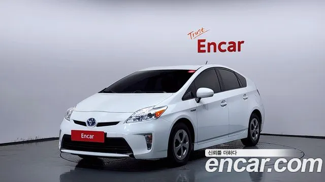 Toyota Prius — экстерьер