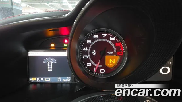 Ferrari 458 — интерьер