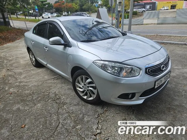 Renault Korea SM3 — интерьер