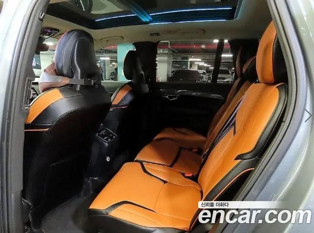 Volvo XC90 — интерьер
