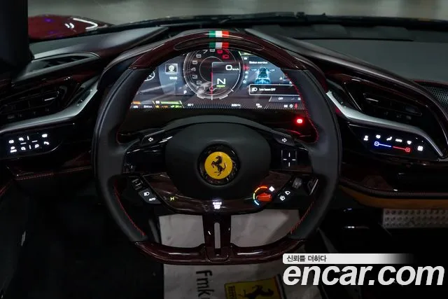 Ferrari SF90 — интерьер