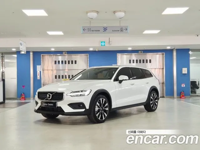 Volvo V60 — экстерьер