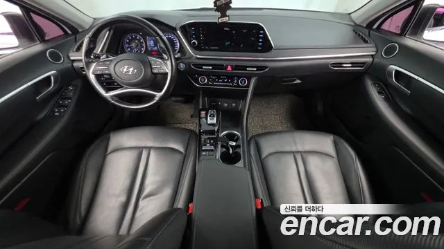 Hyundai Sonata — интерьер