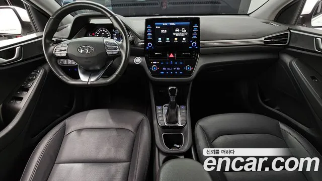 Hyundai Ioniq — интерьер