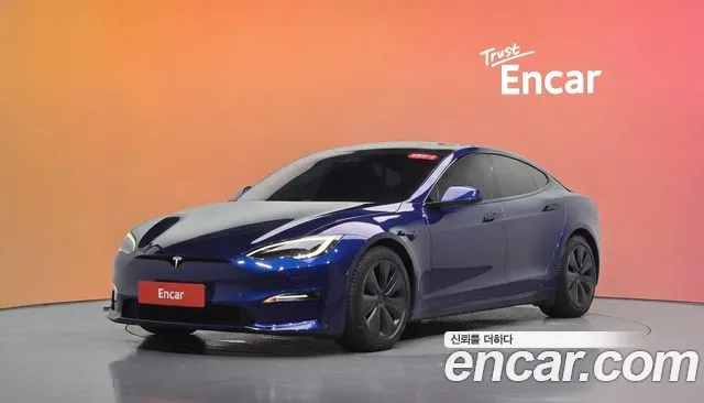 Tesla Model S — экстерьер