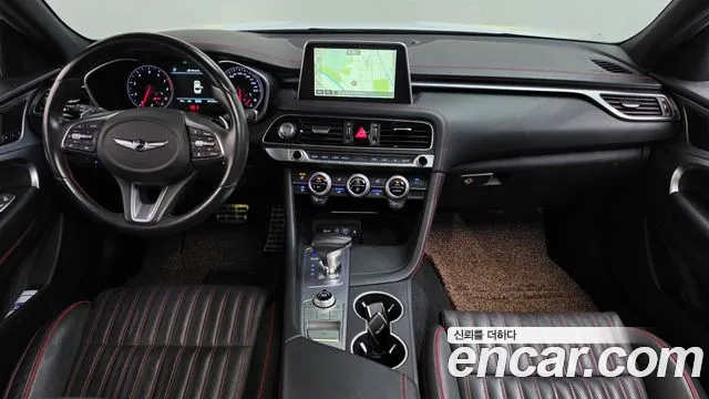 Genesis G70 — интерьер