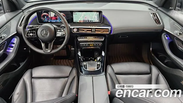 Mercedes-Benz EQC — интерьер