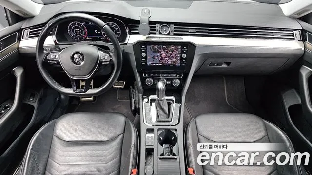 Volkswagen Arteon — интерьер