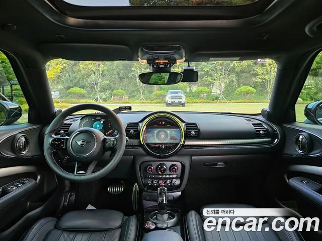 MINI Clubman — интерьер