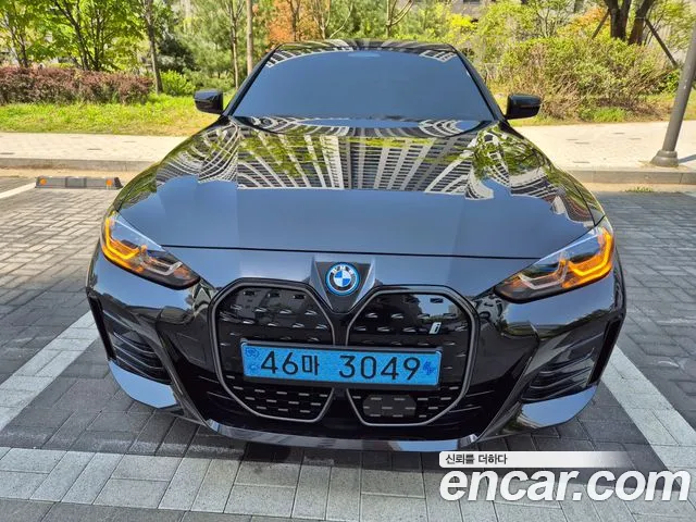 BMW i4 — экстерьер