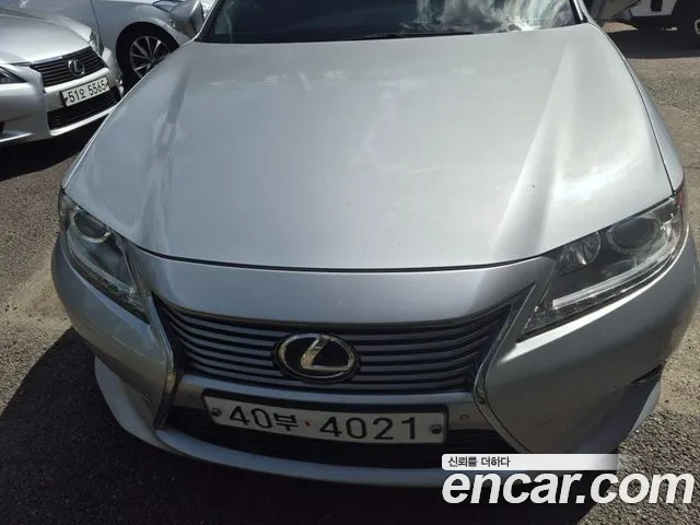 Lexus ES — экстерьер