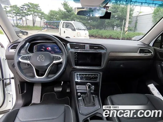 Volkswagen Tiguan — интерьер