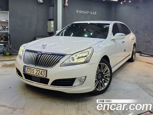 Hyundai Equus