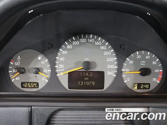 Mercedes-Benz E-класс — интерьер