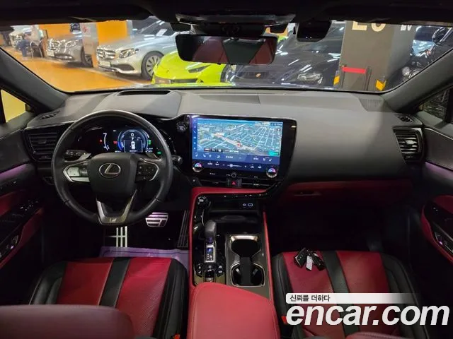 Lexus NX — интерьер
