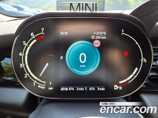 MINI Cooper Convertible — интерьер