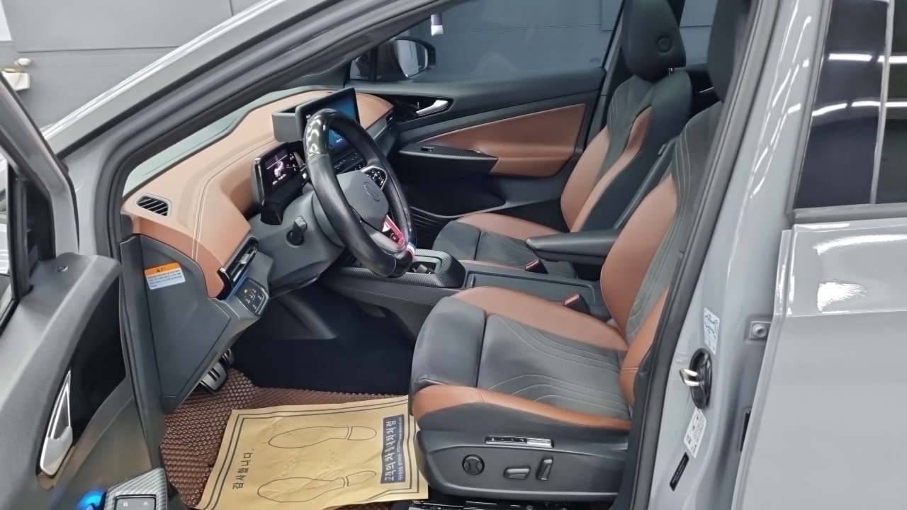 Volkswagen ID.4 — интерьер