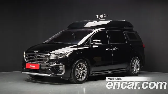 Kia Carnival — экстерьер