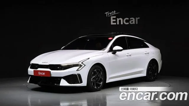 Kia K5 — экстерьер