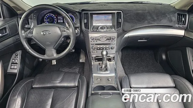 Infiniti G — интерьер
