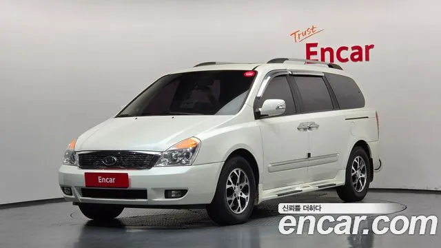 Kia Carnival — экстерьер