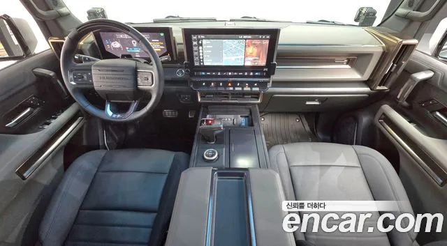 GMC Hummer EV — интерьер
