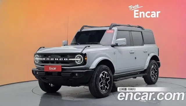 Ford Bronco — экстерьер