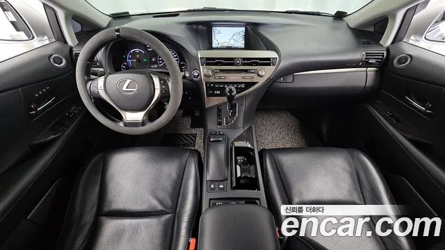 Lexus RX — интерьер