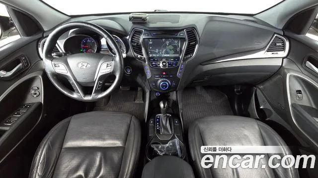 Hyundai Santa Fe — интерьер