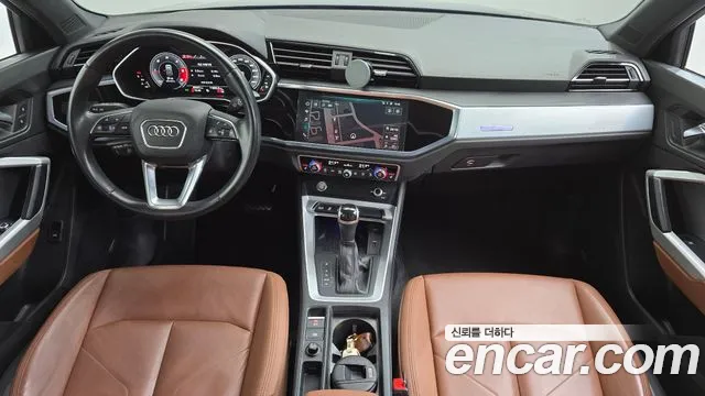 Audi Q3 — интерьер