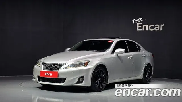 Lexus IS — экстерьер