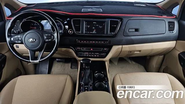 Kia Carnival — интерьер