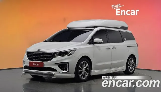 Kia Carnival — экстерьер