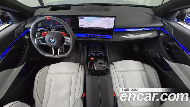 BMW M5 — интерьер