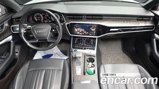 Audi A6 — интерьер