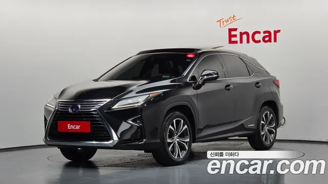 Lexus RX — экстерьер