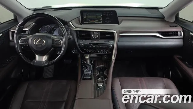 Lexus RX — интерьер