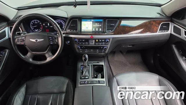 Hyundai Genesis — интерьер