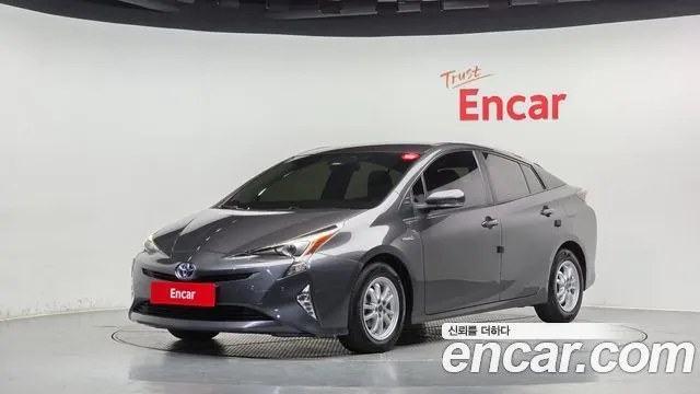 Toyota Prius — экстерьер