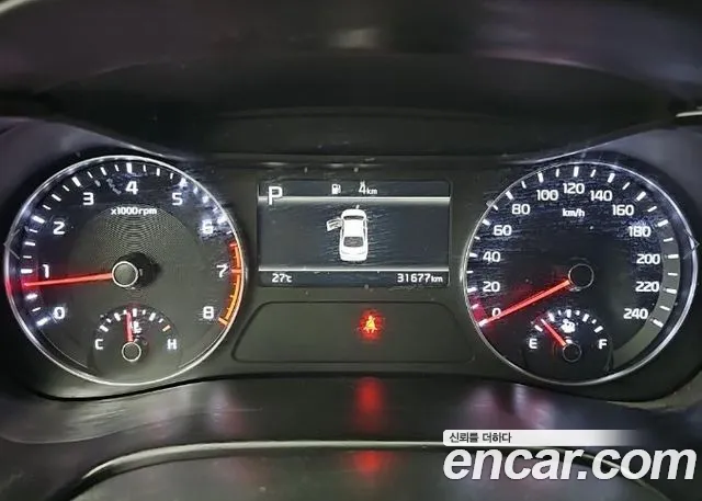 Kia K3 — интерьер